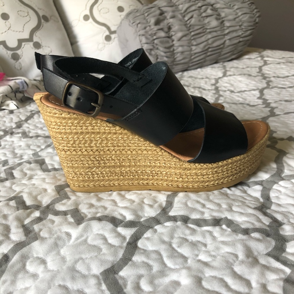 Black Leather Platform Wedge Sandal